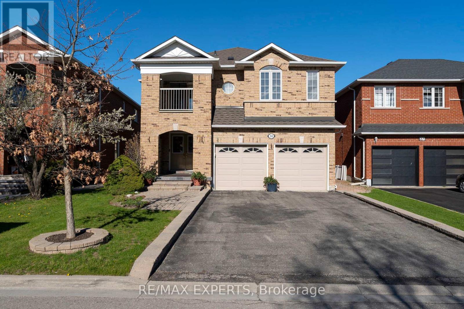 31 Monteith Crescent, Vaughan (Maple), Ontario  L6A 3M7 - Photo 2 - N13120854