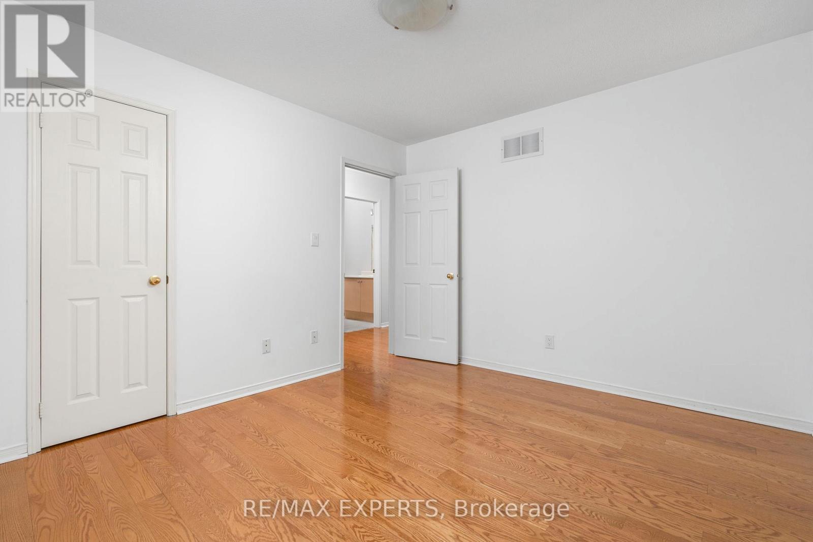 31 Monteith Crescent, Vaughan (Maple), Ontario  L6A 3M7 - Photo 23 - N13120854