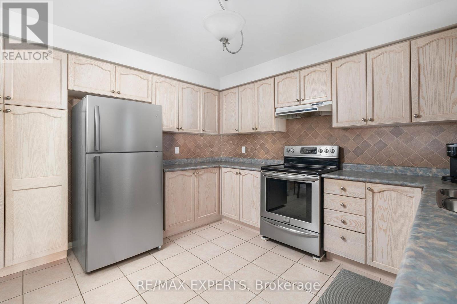 31 Monteith Crescent, Vaughan (Maple), Ontario  L6A 3M7 - Photo 50 - N13120854