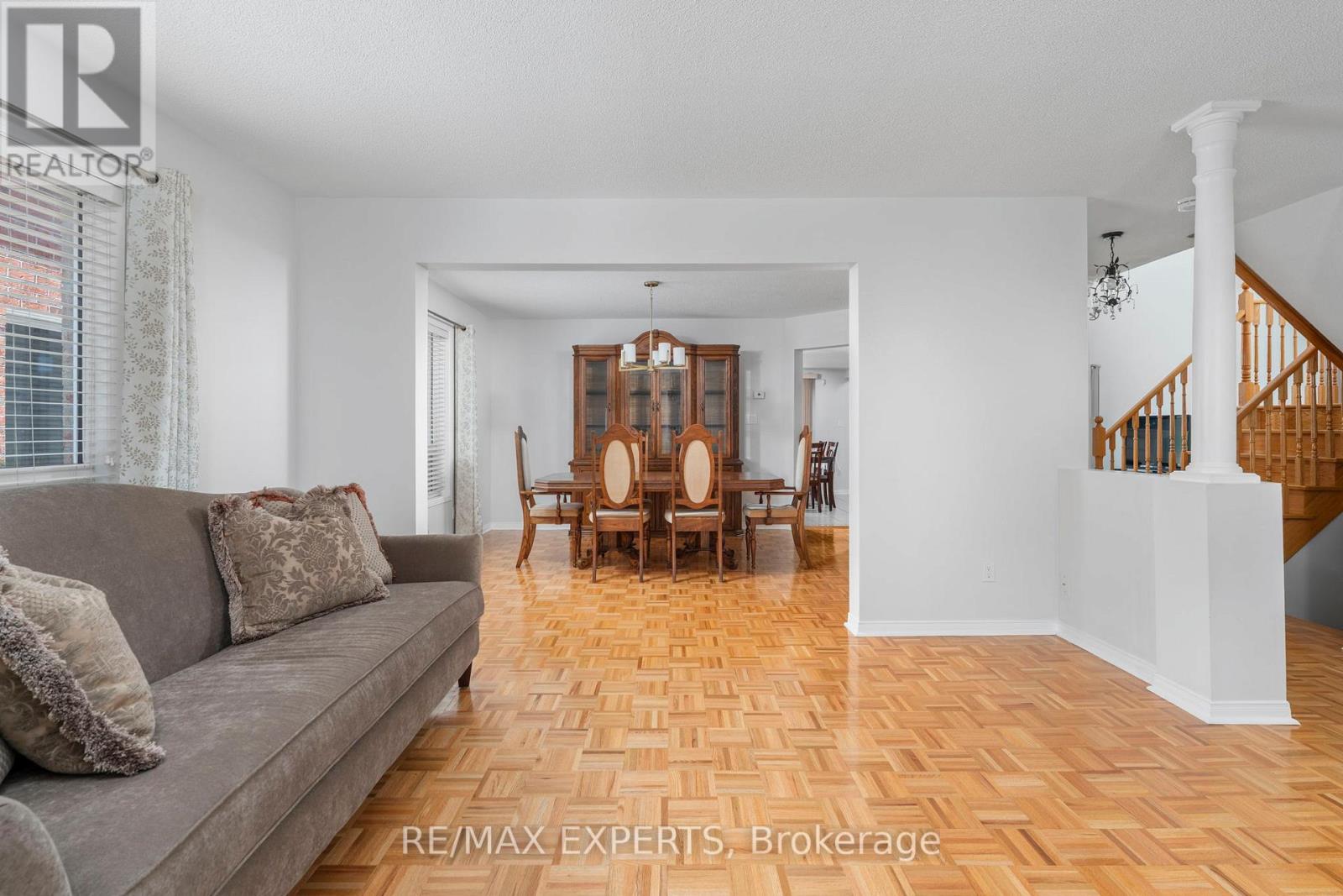 31 Monteith Crescent, Vaughan (Maple), Ontario  L6A 3M7 - Photo 6 - N13120854