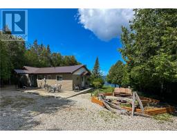75 Holmes Street, Spring  Bay, Ontario