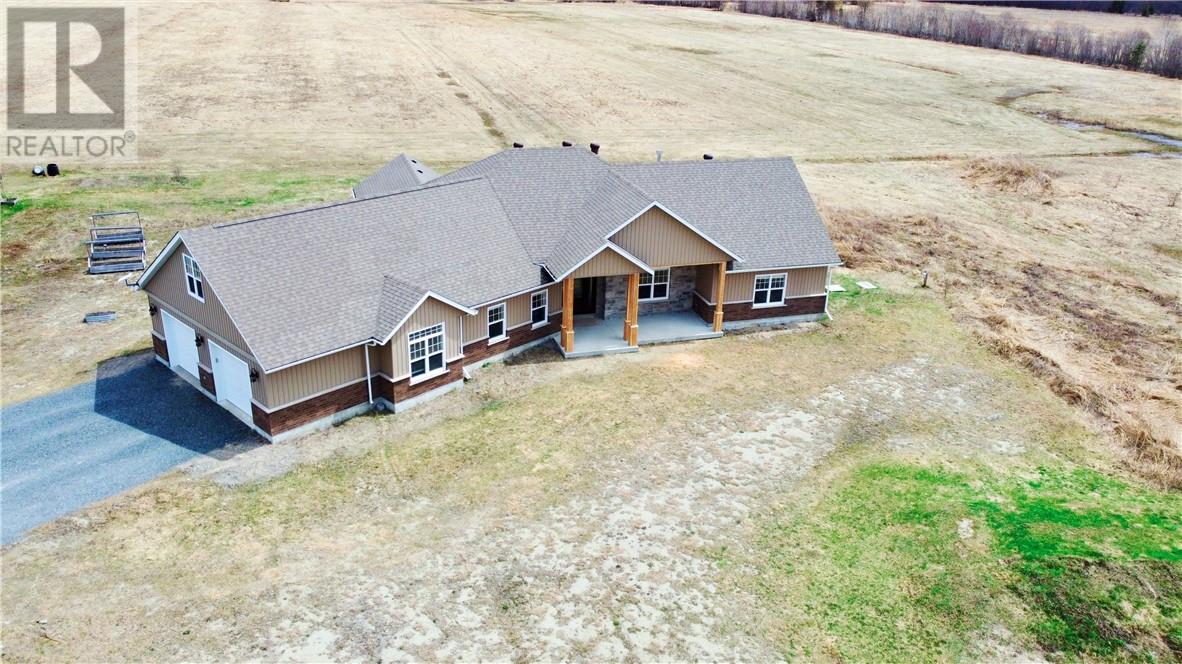 3868 Martin, Val Caron, Ontario  P3N 1R3 - Photo 1 - 2127706