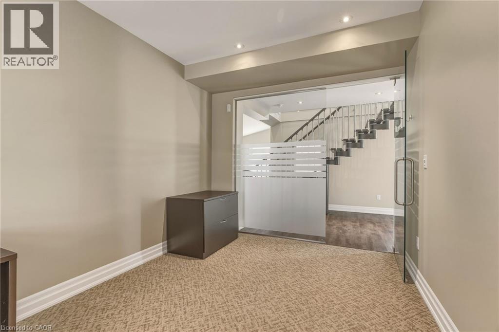 497 Elizabeth Street, Burlington, Ontario  L7R 2M4 - Photo 14 - 40829081