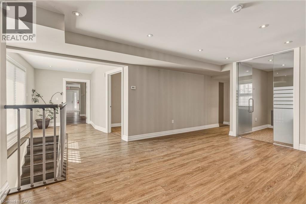 497 Elizabeth Street, Burlington, Ontario  L7R 2M4 - Photo 22 - 40829081