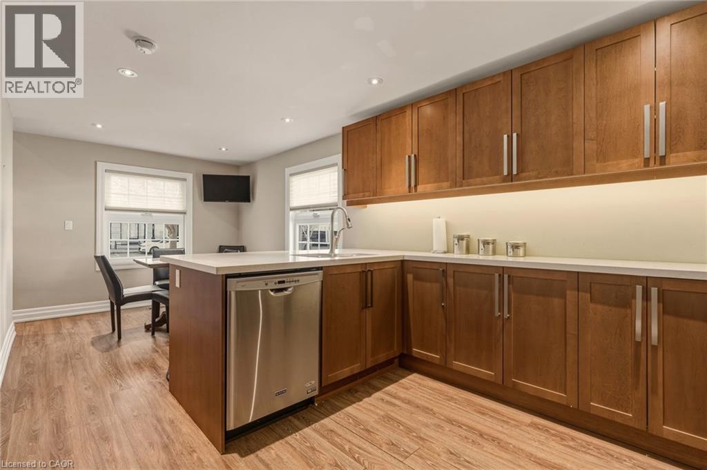 497 Elizabeth Street, Burlington, Ontario  L7R 2M4 - Photo 23 - 40829081