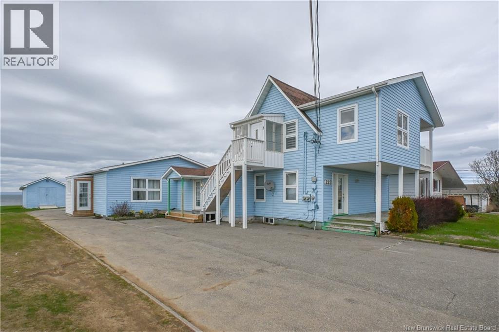 223 Boul St-Pierre E. Boulevard, Caraquet, New Brunswick  E1W 1B1 - Photo 1 - NB131114