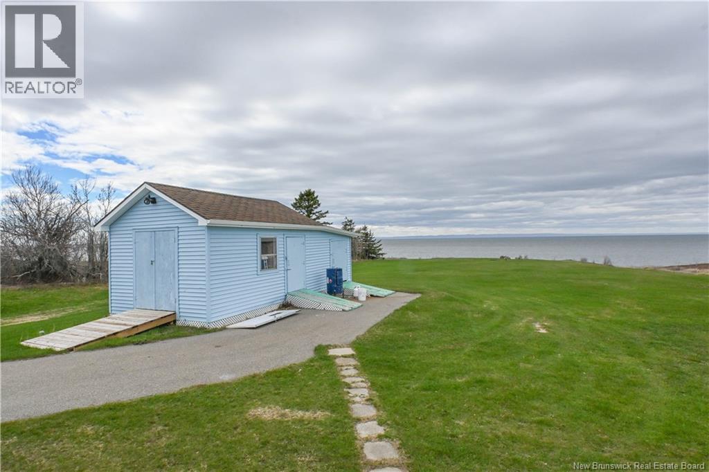 223 Boul St-Pierre E. Boulevard, Caraquet, New Brunswick  E1W 1B1 - Photo 6 - NB131114