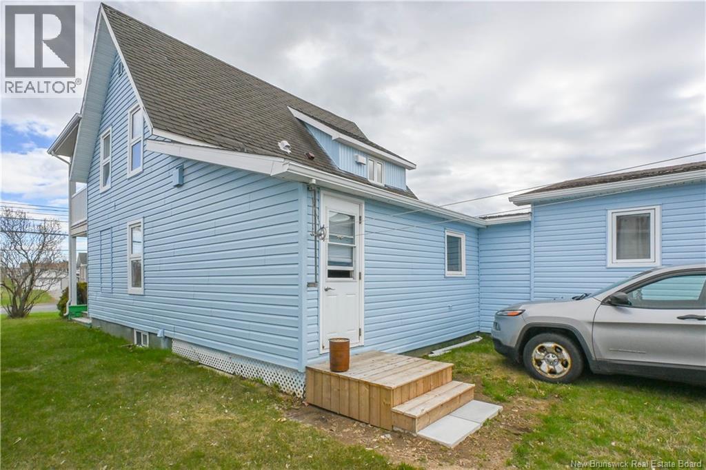 223 Boul St-Pierre E. Boulevard, Caraquet, New Brunswick  E1W 1B1 - Photo 10 - NB131114