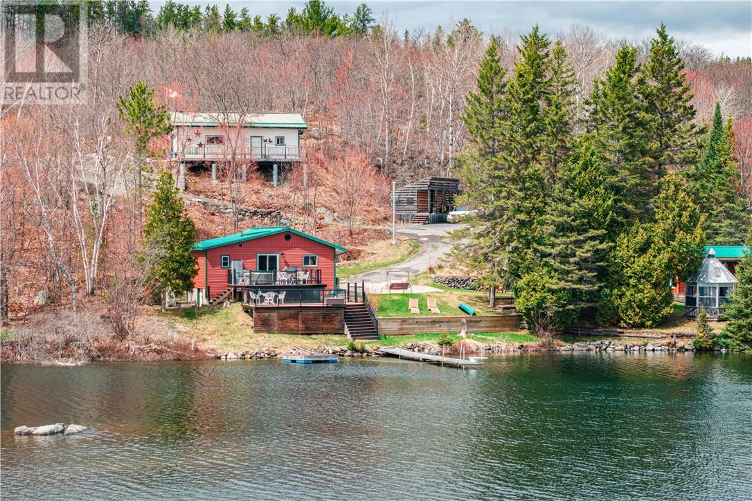 800 Hanmer Lake Road West, Hanmer, Ontario