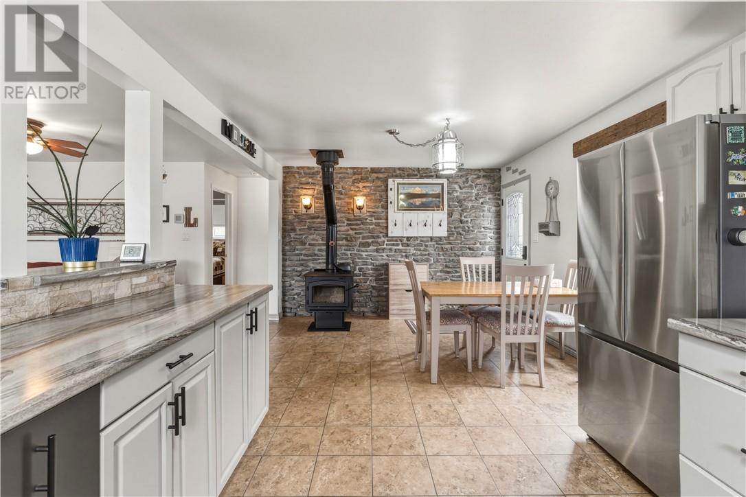 800 Hanmer Lake Road West, Hanmer, Ontario  P3P 1R3 - Photo 4 - 2127715