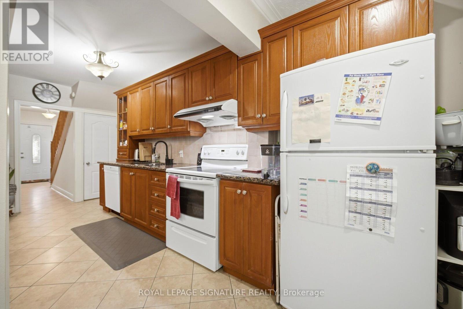 1 - 2000 Dufferin Street, Toronto, Ontario  M6E 3R2 - Photo 15 - W13120758