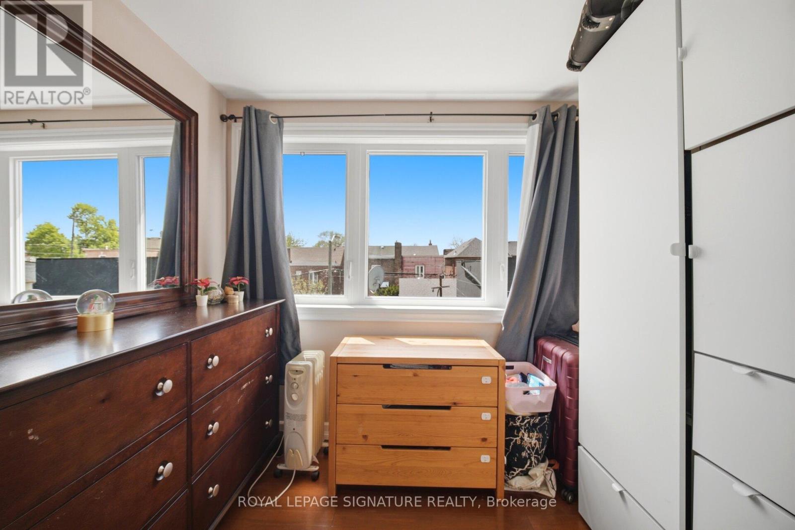 1 - 2000 Dufferin Street, Toronto, Ontario  M6E 3R2 - Photo 26 - W13120758