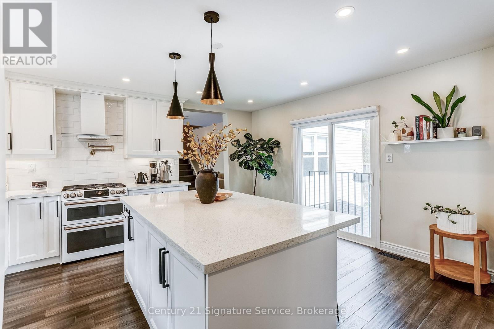 1159 Kos Boulevard, Mississauga, Ontario  L5J 4L3 - Photo 10 - W13120844