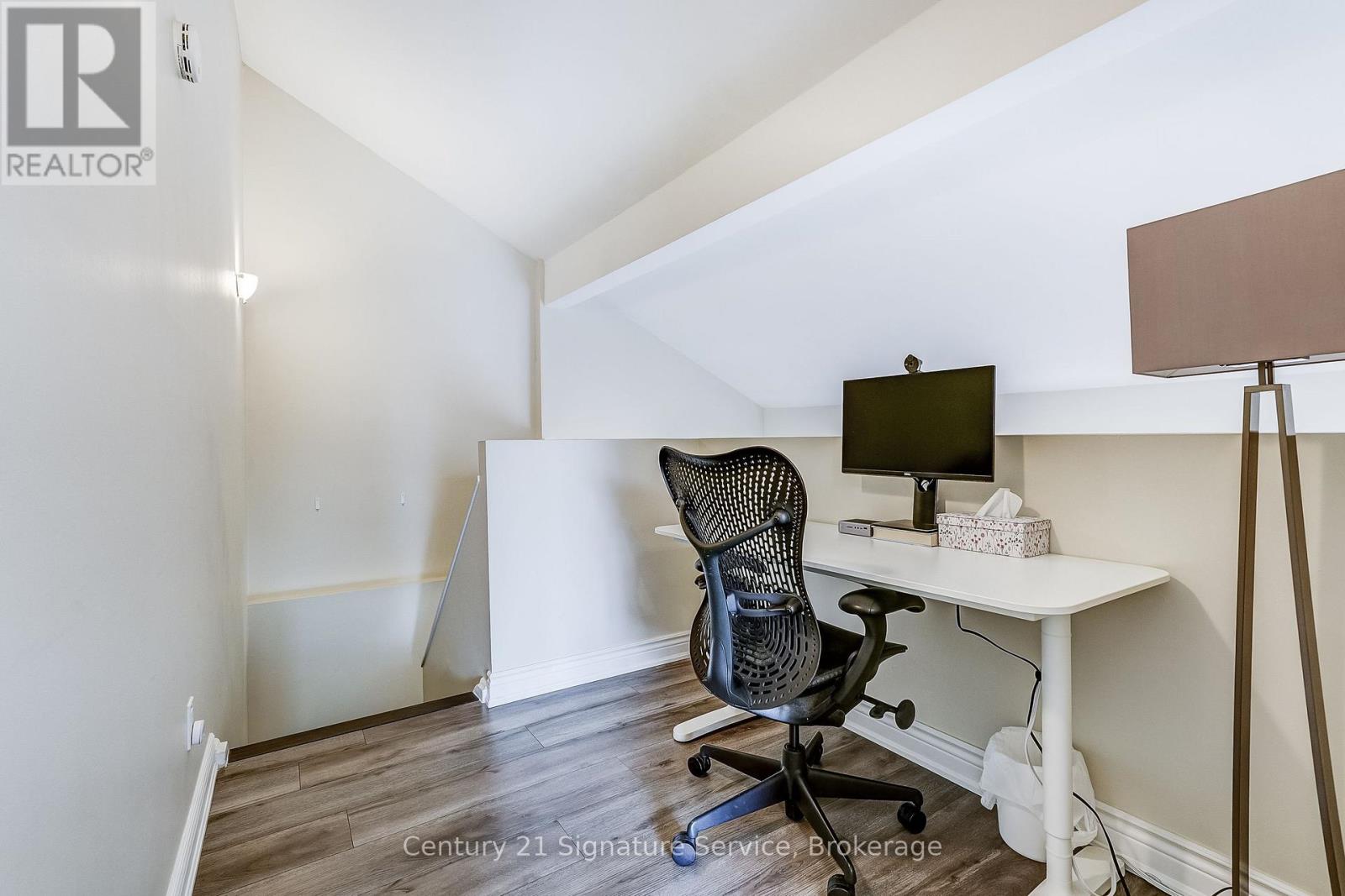 1159 Kos Boulevard, Mississauga, Ontario  L5J 4L3 - Photo 25 - W13120844