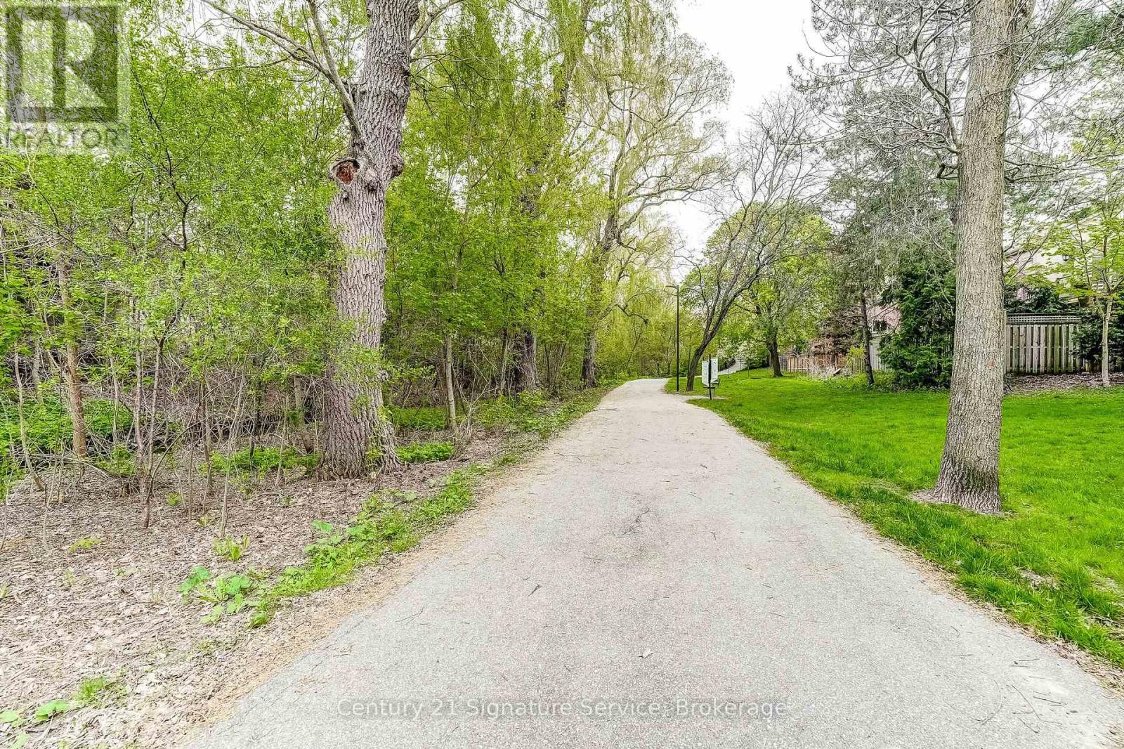 1159 Kos Boulevard, Mississauga, Ontario  L5J 4L3 - Photo 46 - W13120844