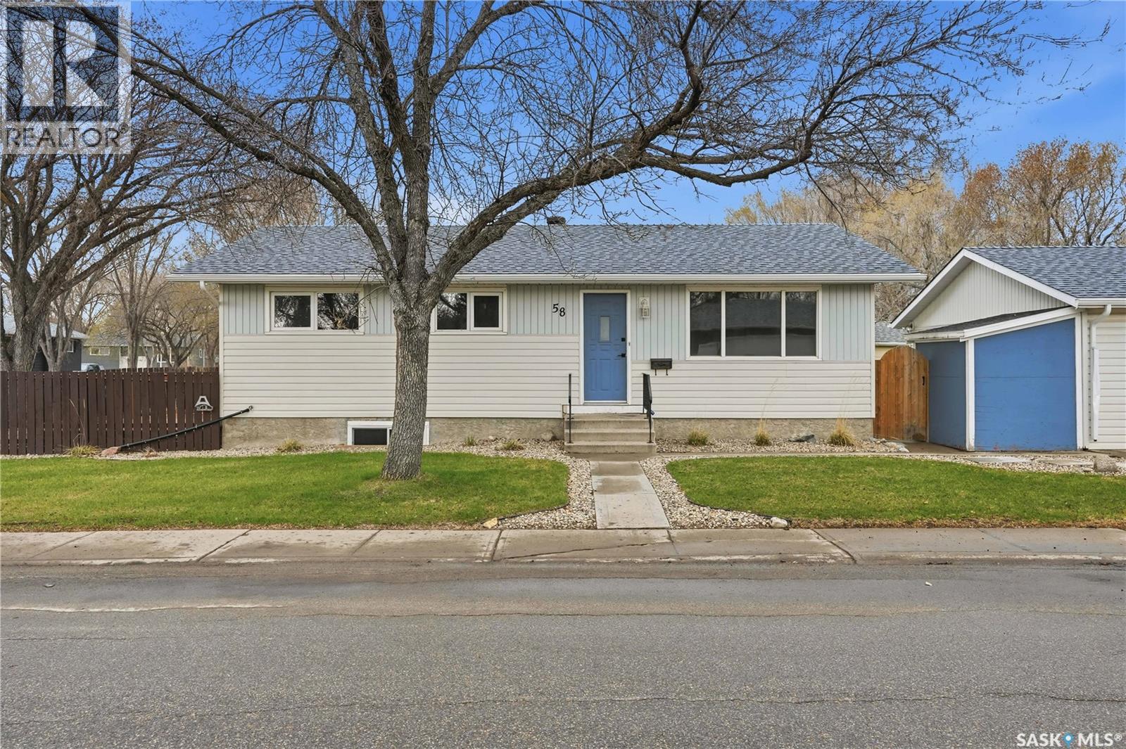 58 Nelles Street, Regina, Saskatchewan  S4X 1M4 - Photo 1 - SK035819