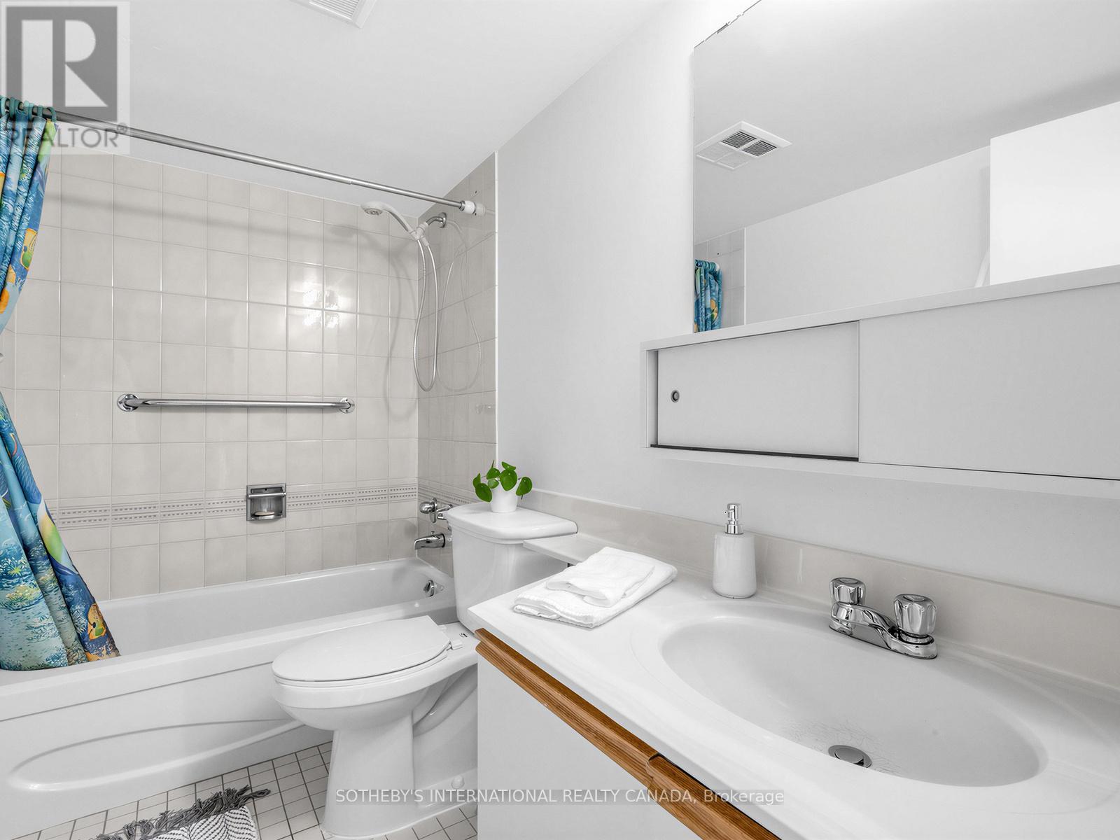 Th. 2 - 188 Spadina Avenue, Toronto, Ontario  M5T 3A4 - Photo 19 - C13118608