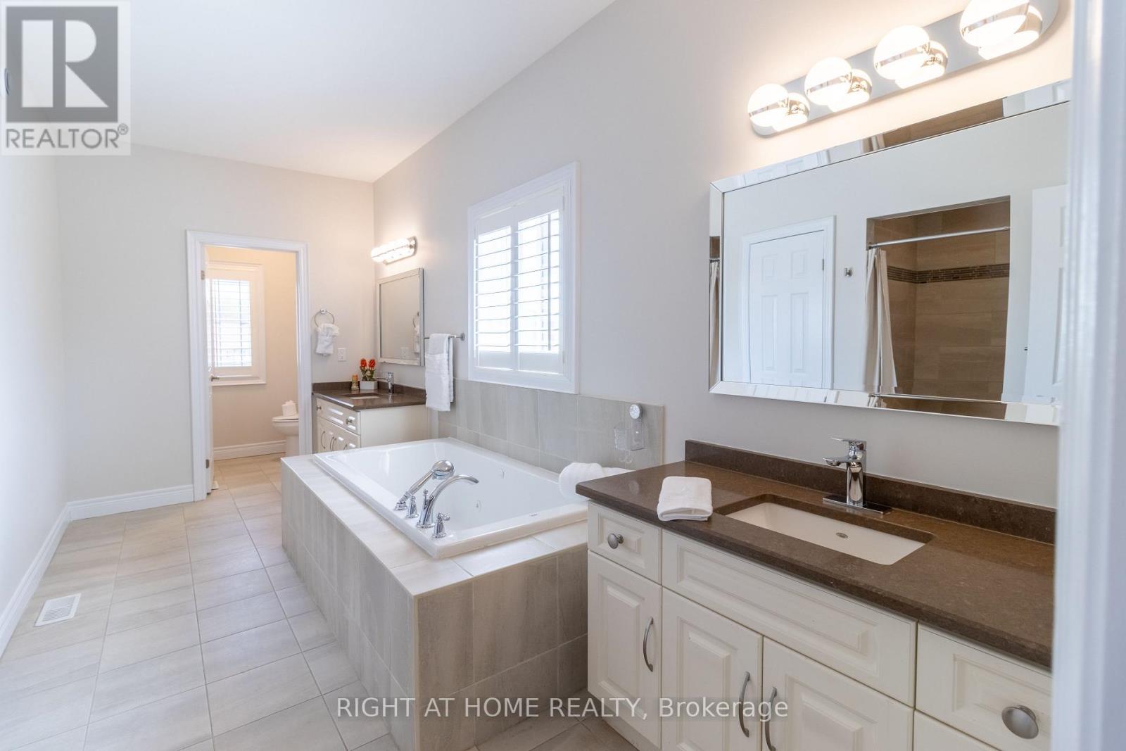 779 Snowberry Court, Waterloo, Ontario  N2V 0E7 - Photo 24 - X13120782
