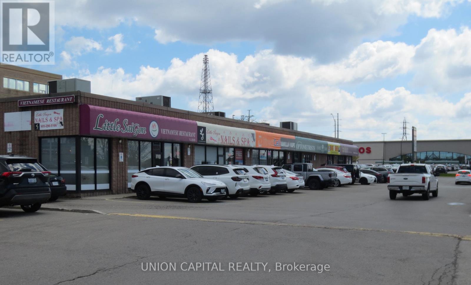 1C - 66 MALL ROAD, Hamilton, Ontario