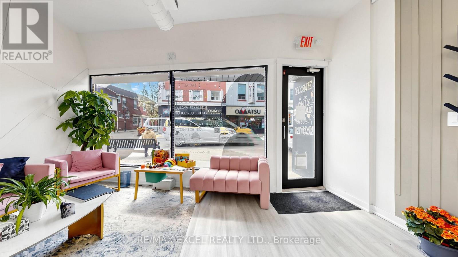 225 Main Street S, Newmarket, Ontario  L3Y 3Y9 - Photo 7 - N13116266
