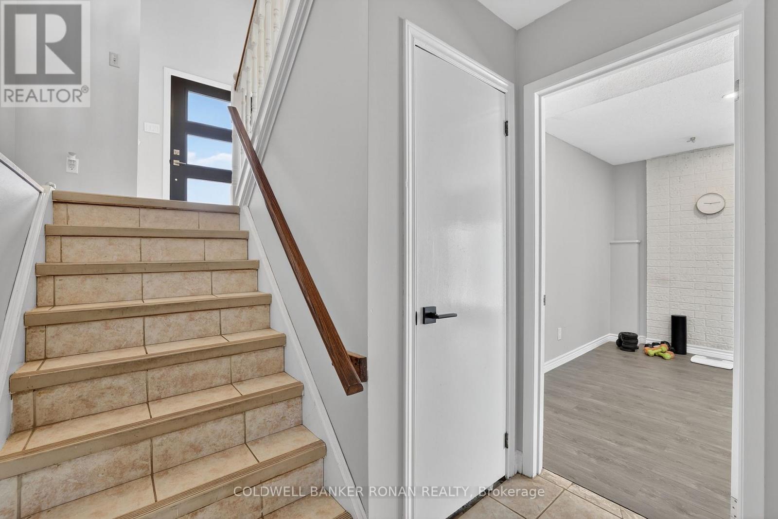 10 Catherine Street, Adjala-Tosorontio, Ontario  L0G 1L0 - Photo 27 - N12930922