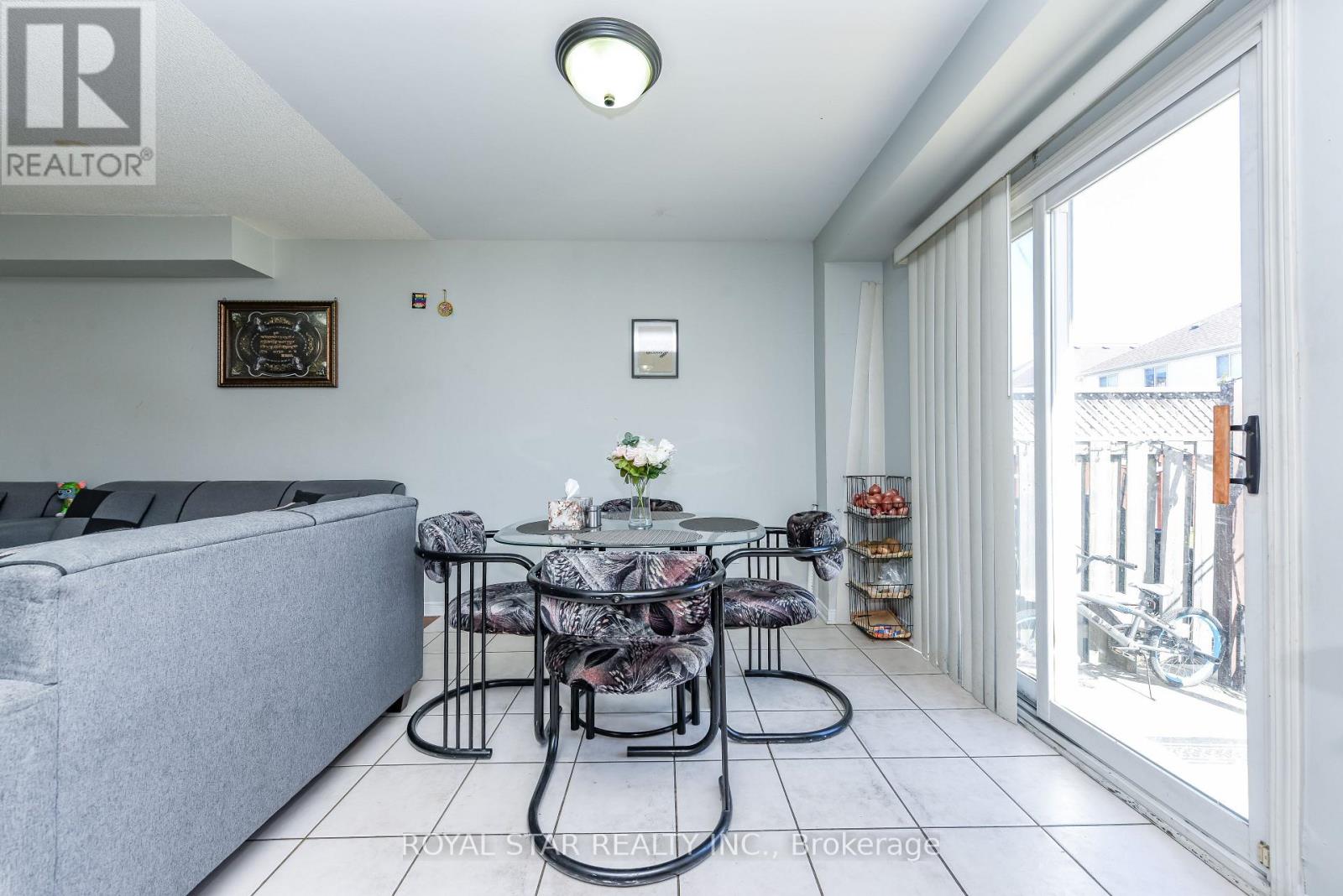 33 Coppermill Drive, Brampton, Ontario L7A 1N1 - Photo 17 - W13119222