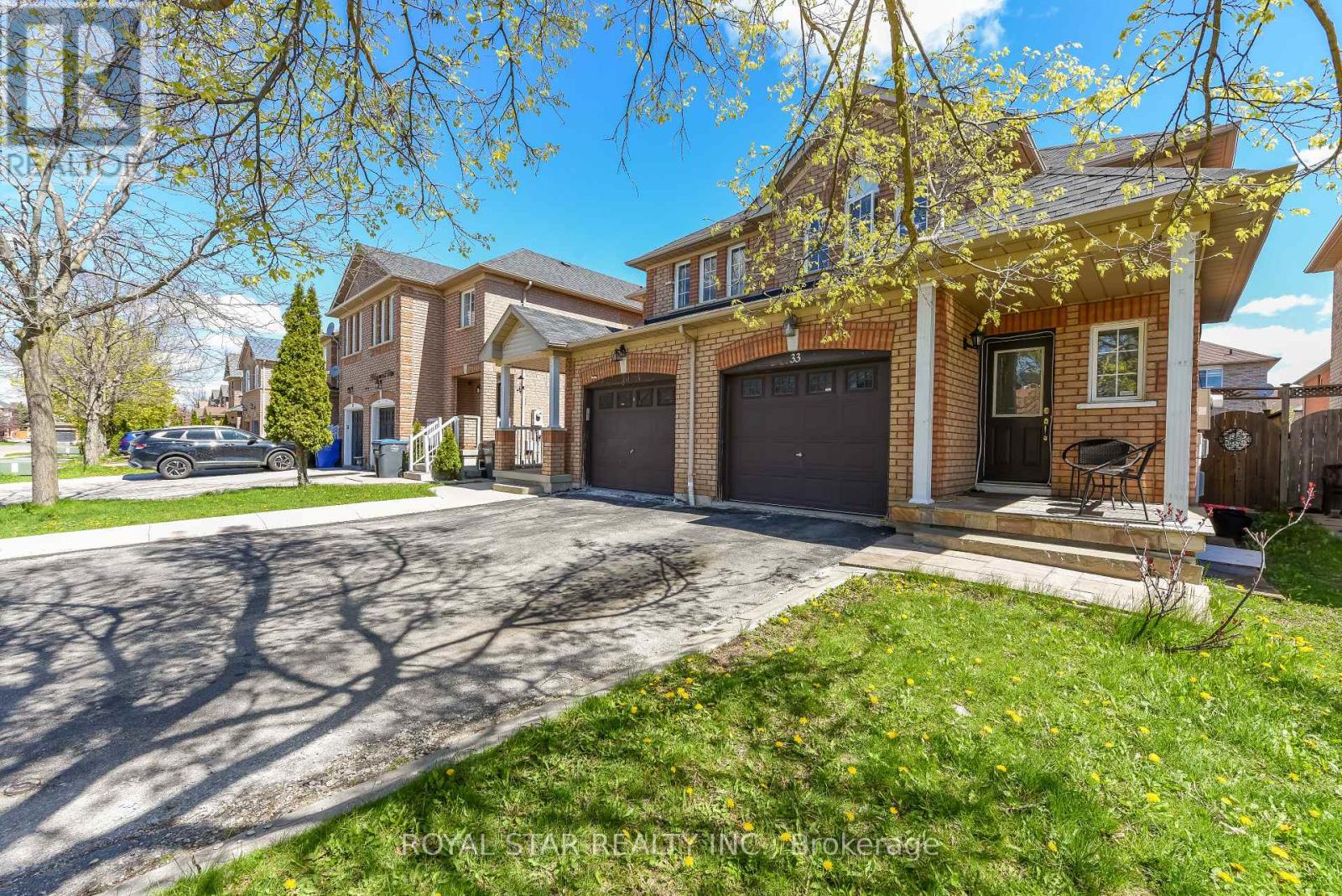33 Coppermill Drive, Brampton, Ontario L7A 1N1 - Photo 4 - W13119222