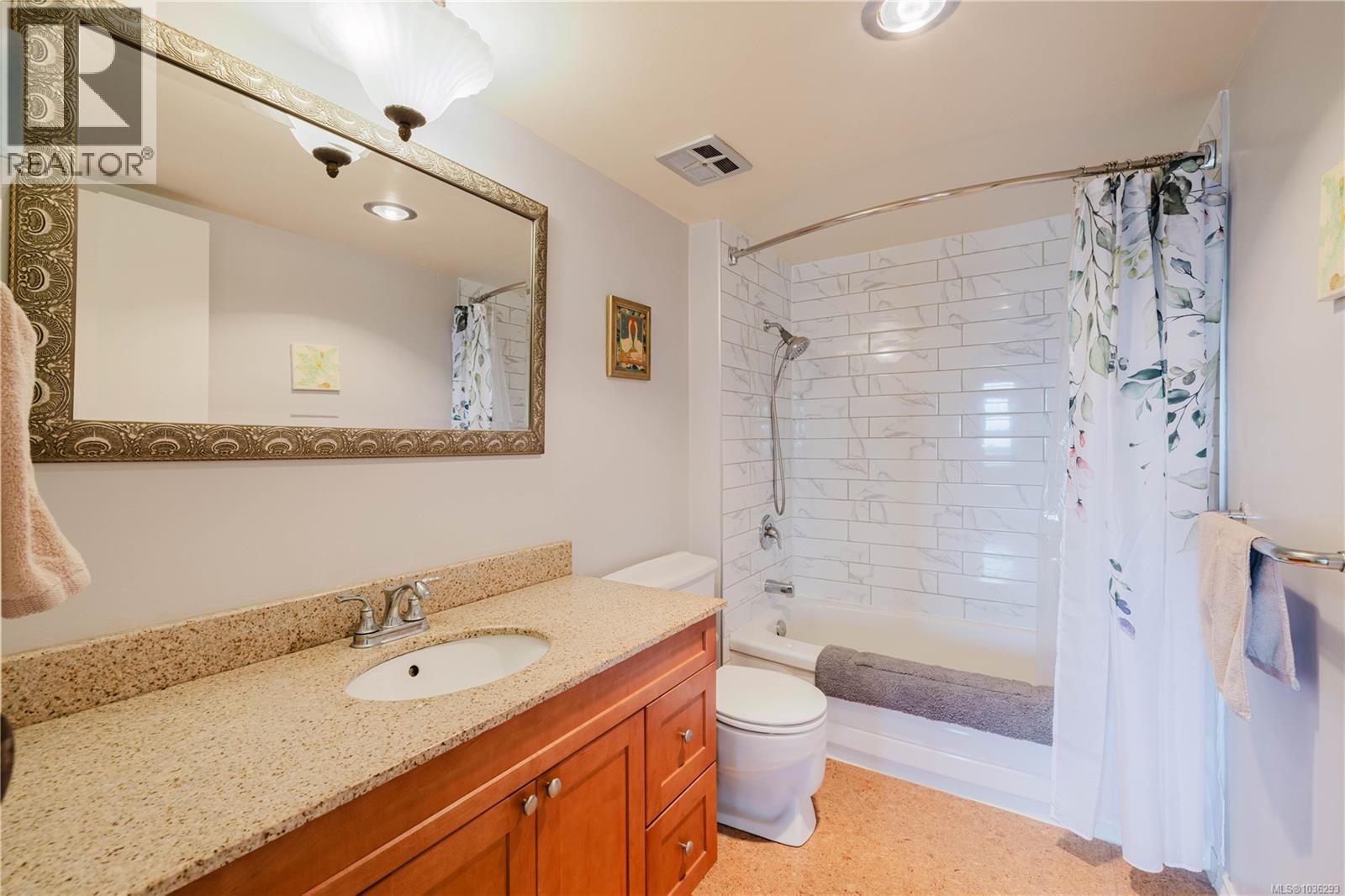 403 1012 Collinson St, Victoria, British Columbia  V8V 3C1 - Photo 13 - 1036293