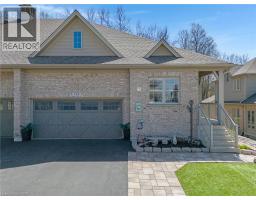 227 CHESTNUT HILL Crescent, Kitchener, Ontario
