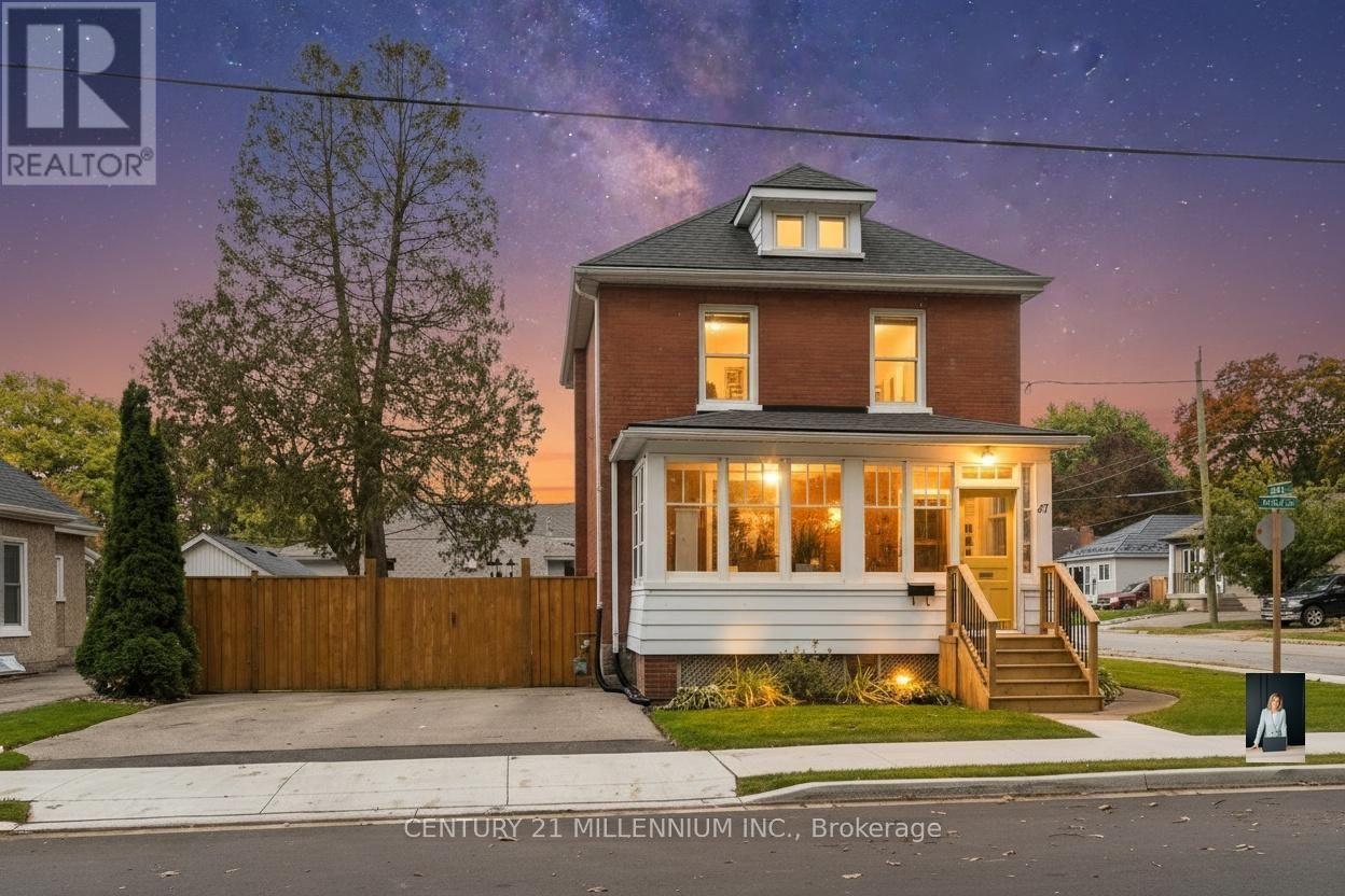47 SOUTH STREET, Cambridge, Ontario