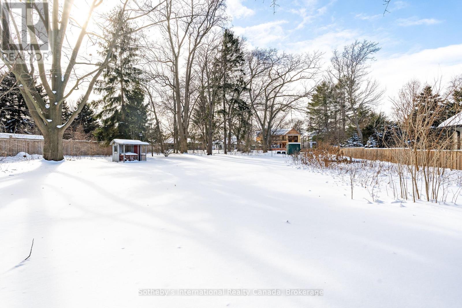362 Fourth Line, Oakville, Ontario  L6L 5A4 - Photo 15 - W12754188