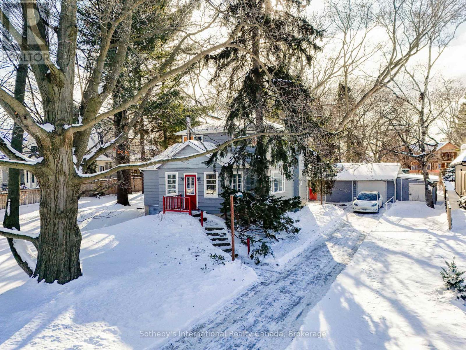 362 Fourth Line, Oakville, Ontario  L6L 5A4 - Photo 4 - W12754188