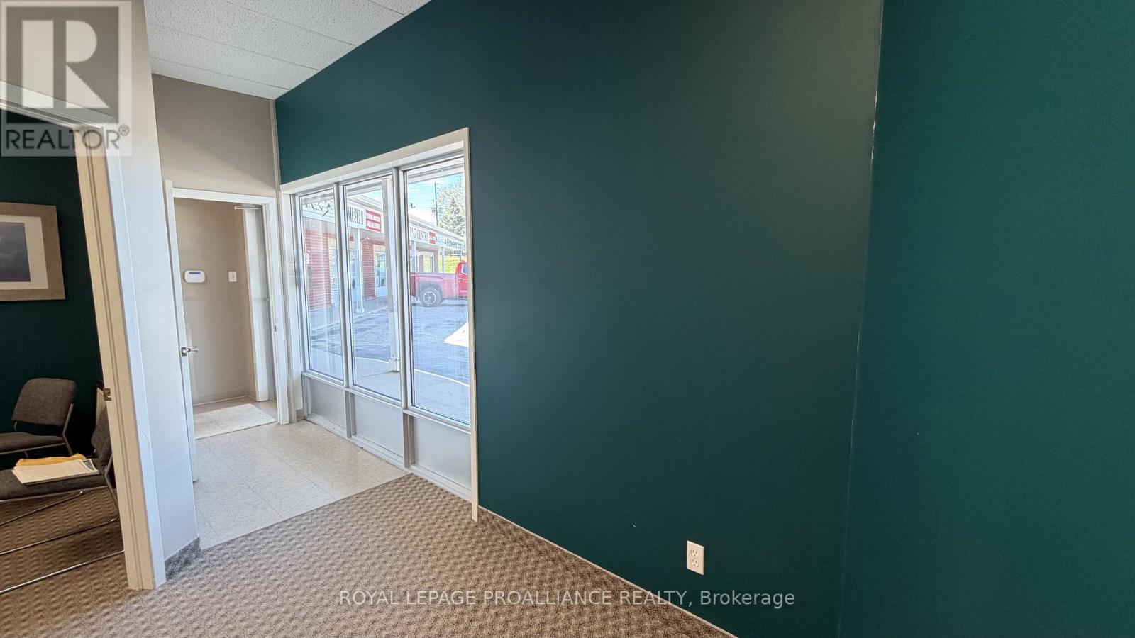 5 - 7712 Kent Boulevard, Brockville, Ontario  K6H 7H6 - Photo 2 - X13121220