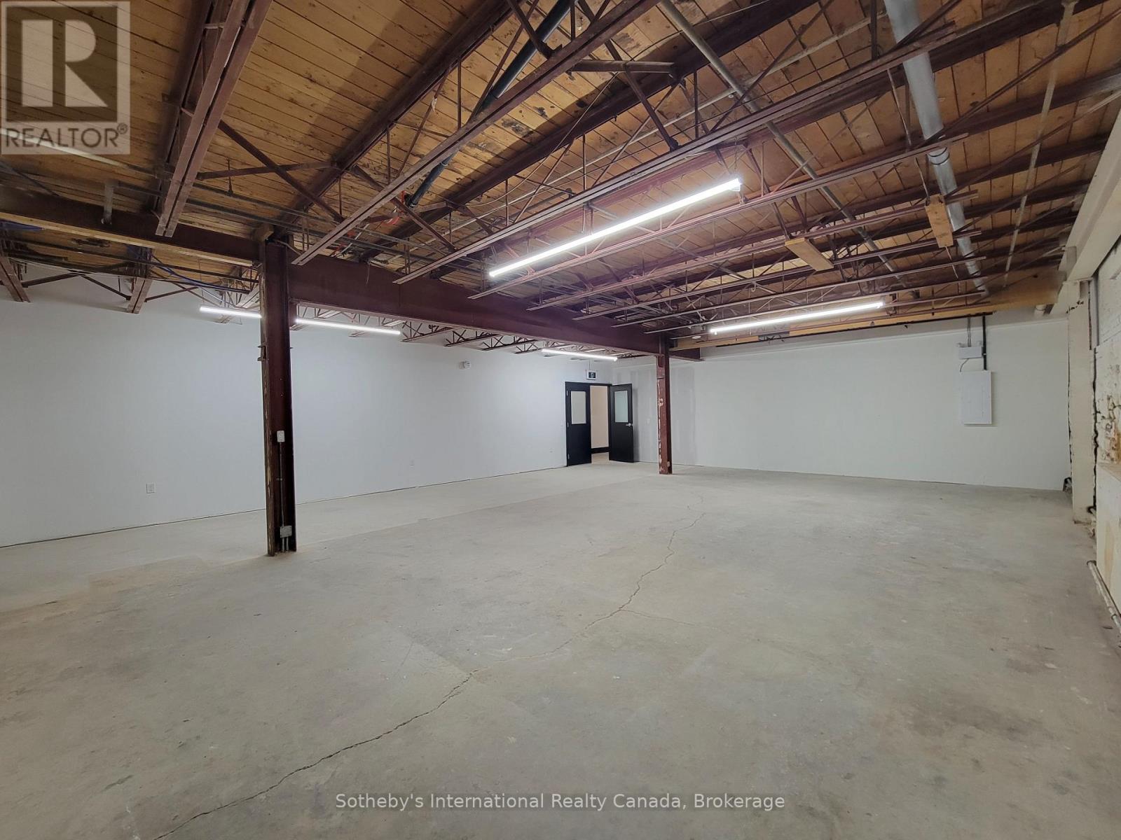 108 - 64 Hatt Street, Hamilton, Ontario  L9H 7T6 - Photo 6 - X13121154