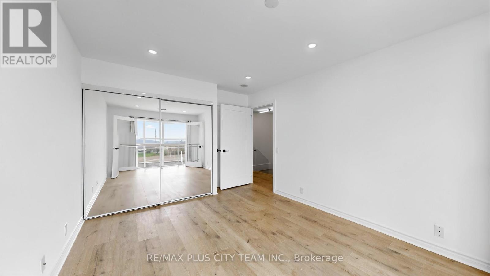 812 - 1720 Eglinton Avenue E, Toronto, Ontario  M4A 2X8 - Photo 15 - C13026484