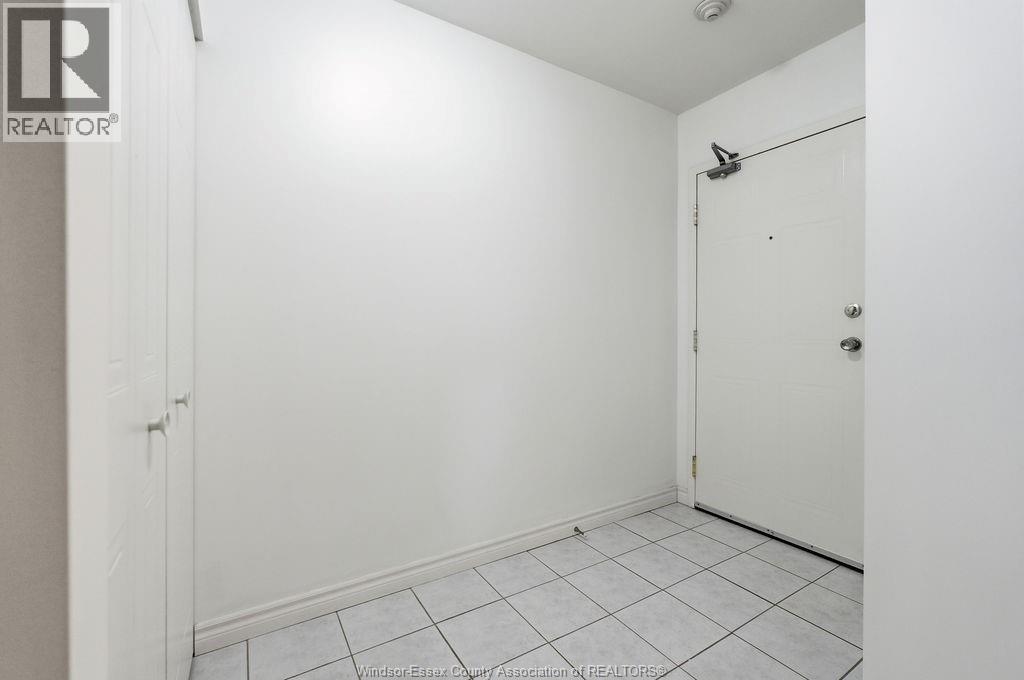 1390 Lauzon Road Unit# 222, Windsor, Ontario  N8S 3N1 - Photo 3 - 26010991