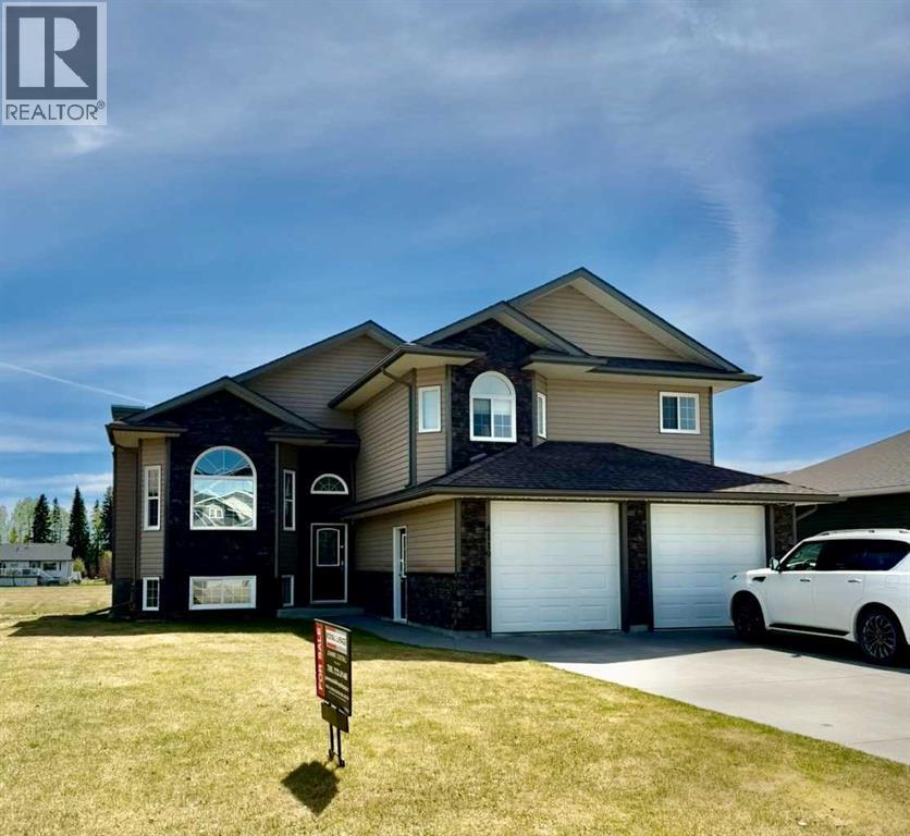 <div class="slider-price">$535,000.00</div><p>4119 16 Avenue Ne, Edson, Alberta</p>