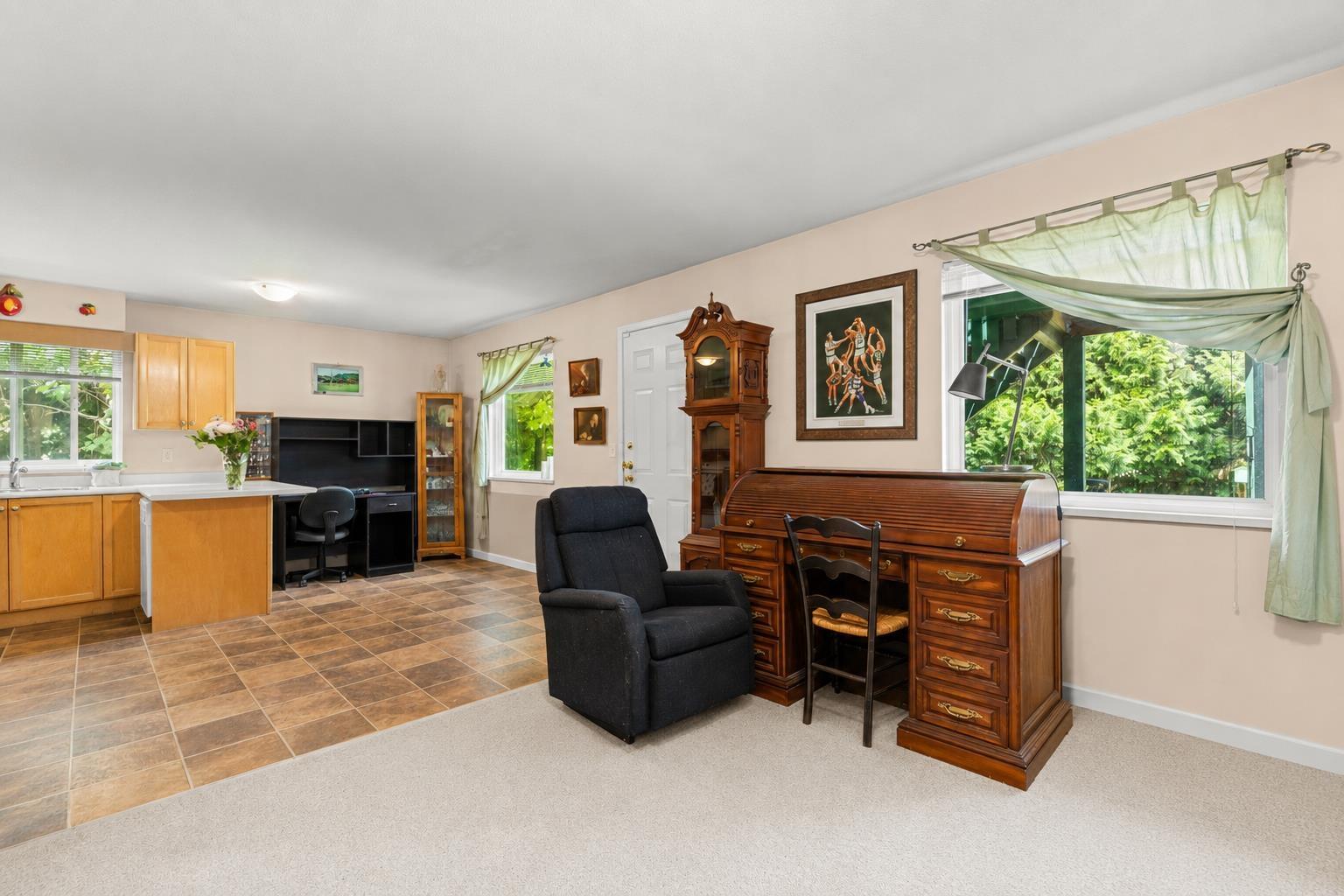21611 50 Avenue, Langley, British Columbia  V3A 3T2 - Photo 5 - R3122429