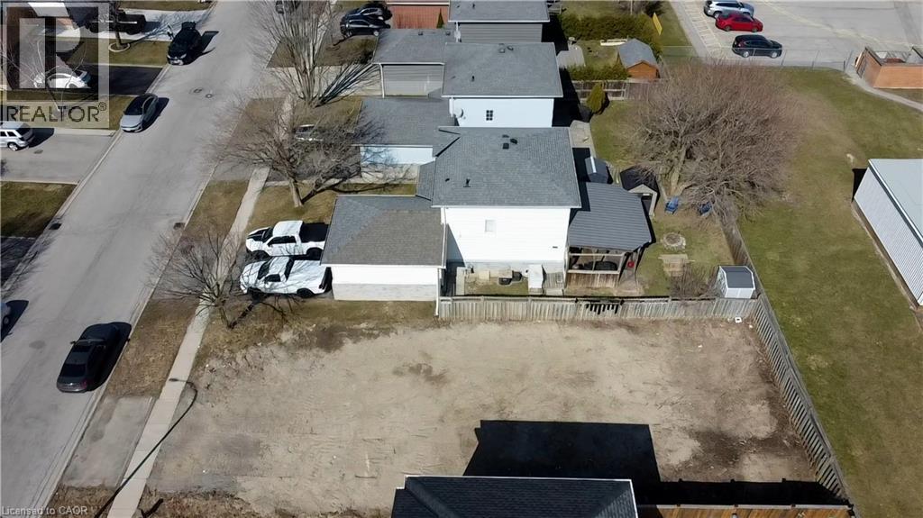 233 Kinross Street, Caledonia, Ontario  N3W 2K5 - Photo 15 - 40829504