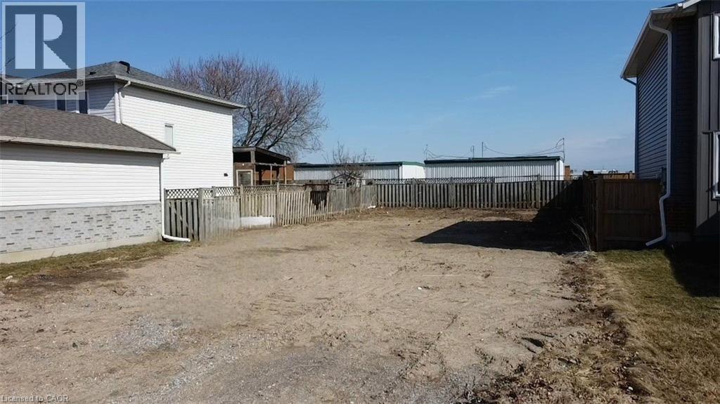 233 Kinross Street, Caledonia, Ontario  N3W 2K5 - Photo 5 - 40829504