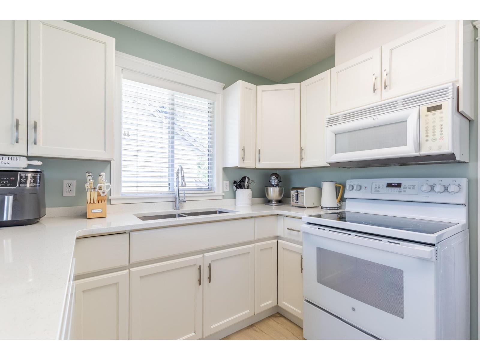 35242 Corbett Place, Abbotsford, British Columbia  V3G 1K1 - Photo 8 - R3120405