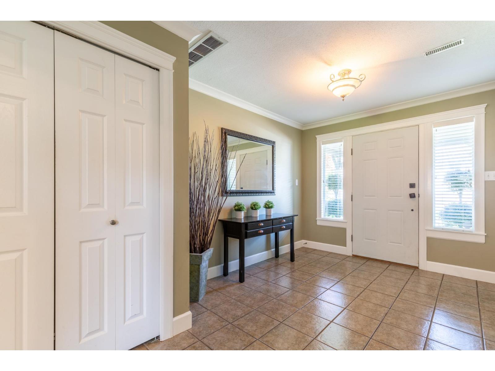 35242 Corbett Place, Abbotsford, British Columbia  V3G 1K1 - Photo 6 - R3120405