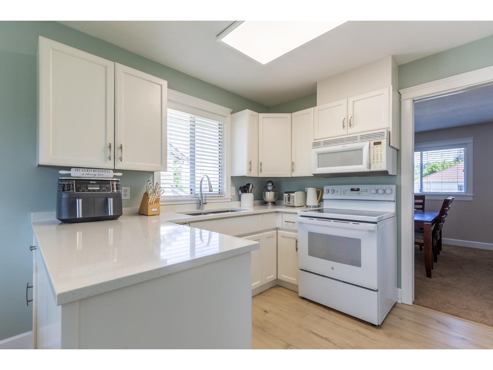 35242 Corbett Place, Abbotsford, British Columbia  V3G 1K1 - Photo 7 - R3120405