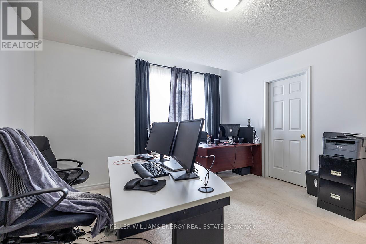 49 Harkness Drive, Whitby, Ontario L1R 0C5 - Photo 34 - E13121088