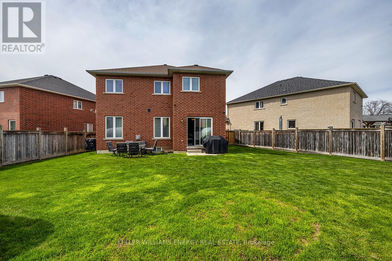 49 Harkness Drive, Whitby, Ontario L1R 0C5 - Photo 50 - E13121088