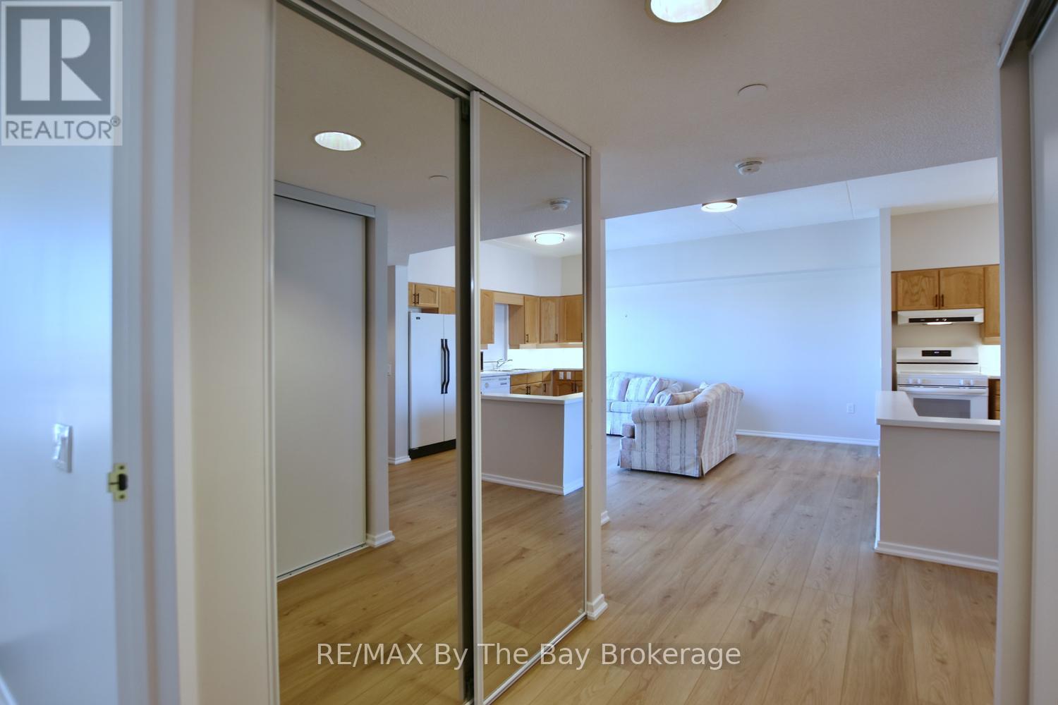 109 - 49 Raglan Street, Collingwood, Ontario L9Y 4X1 - Photo 10 - S13121174
