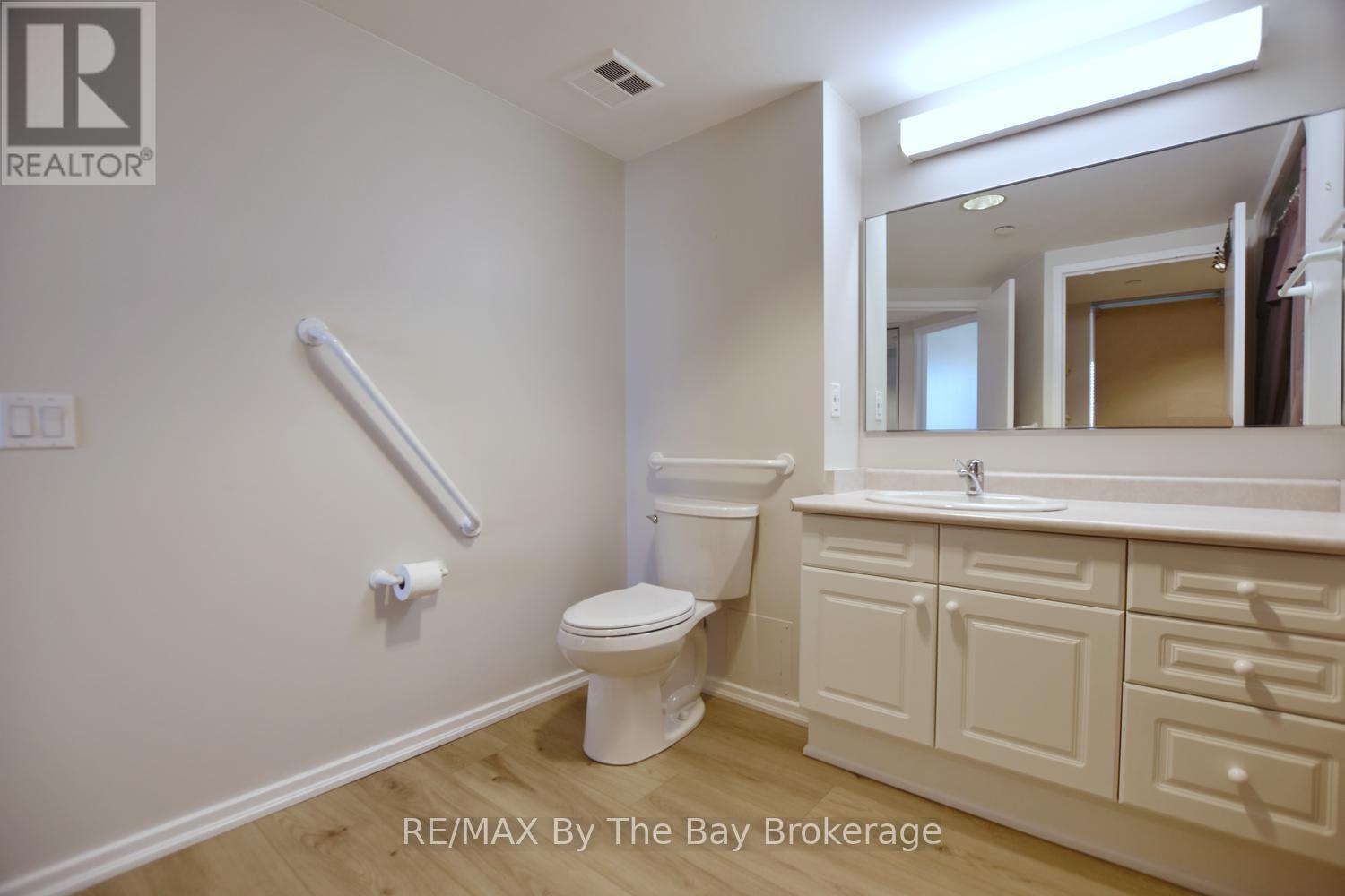 109 - 49 Raglan Street, Collingwood, Ontario L9Y 4X1 - Photo 18 - S13121174