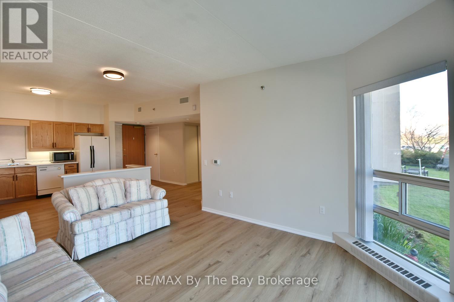 109 - 49 Raglan Street, Collingwood, Ontario L9Y 4X1 - Photo 7 - S13121174