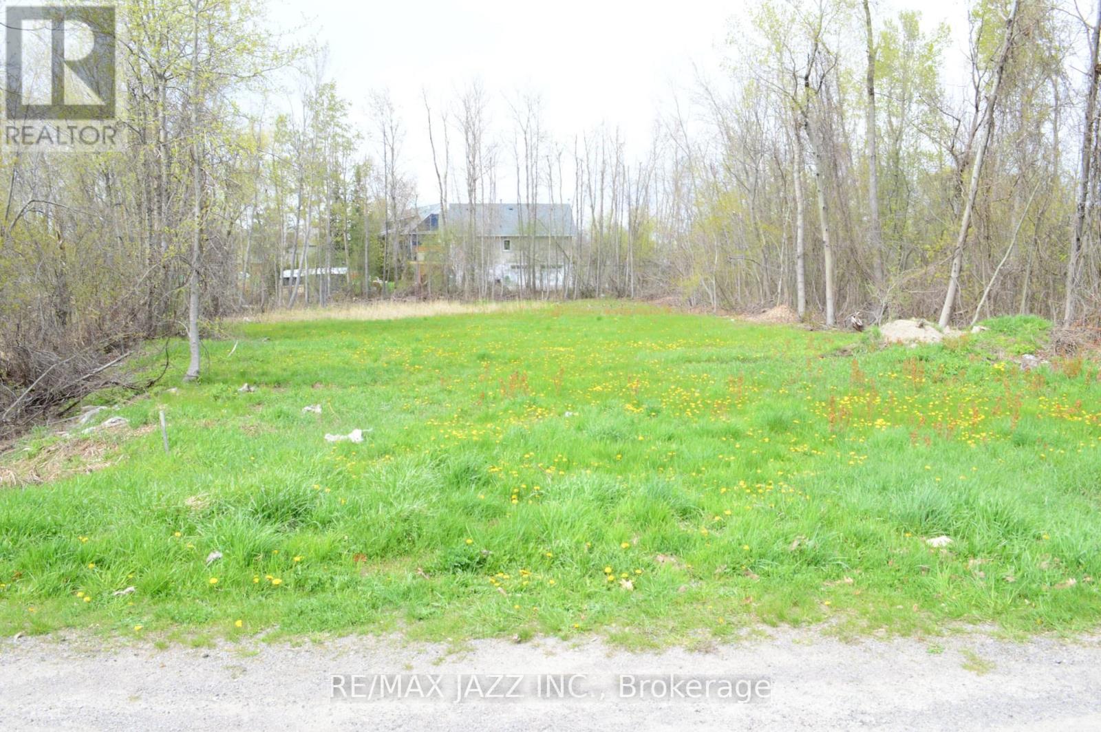 8 HELEN CRESCENT, Kawartha Lakes, Ontario