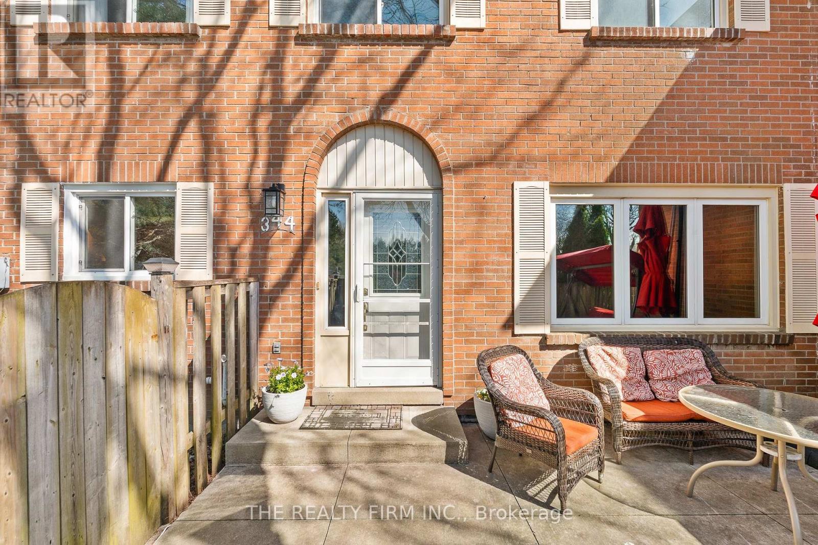 344 HOMESTEAD COURT, London North, Ontario